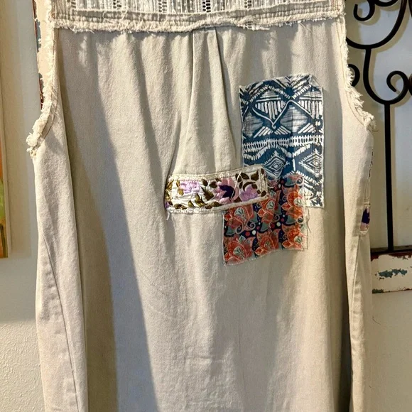 POL Multicolor Patchwork Sleeveless Tunic - Picture 2 of 7